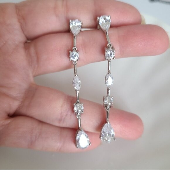 Vintage Sterling Silver Long Drop Crystal Elegant Formal Bridal Earrings - Picture 14 of 16